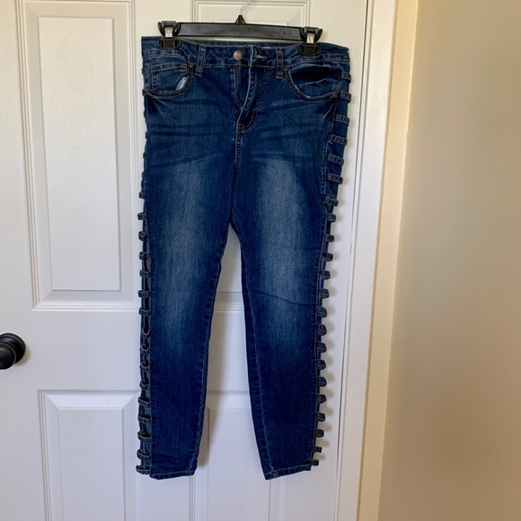 Encore Jeans Side Ladder Cut Out Skinny - Picture 1 of 16